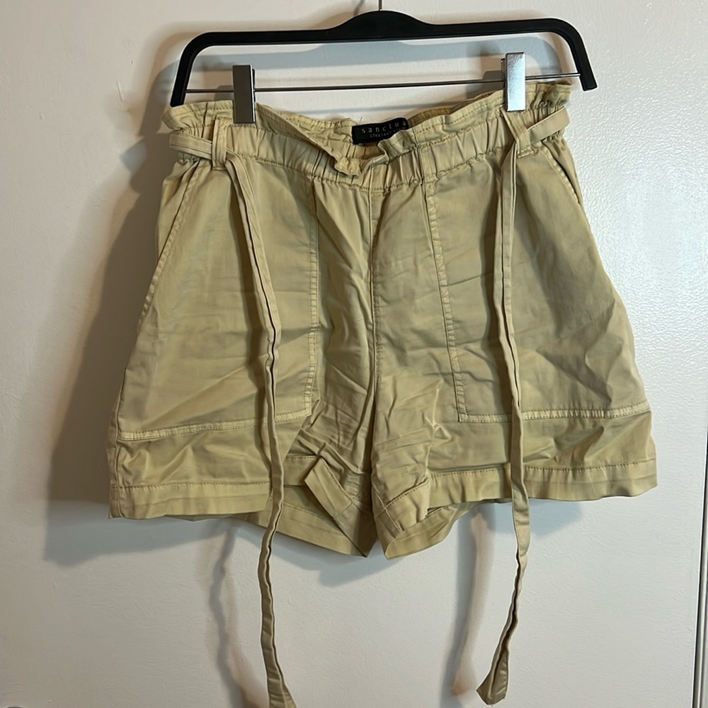 Sanctuary Short Cargo Shorts. Size 27